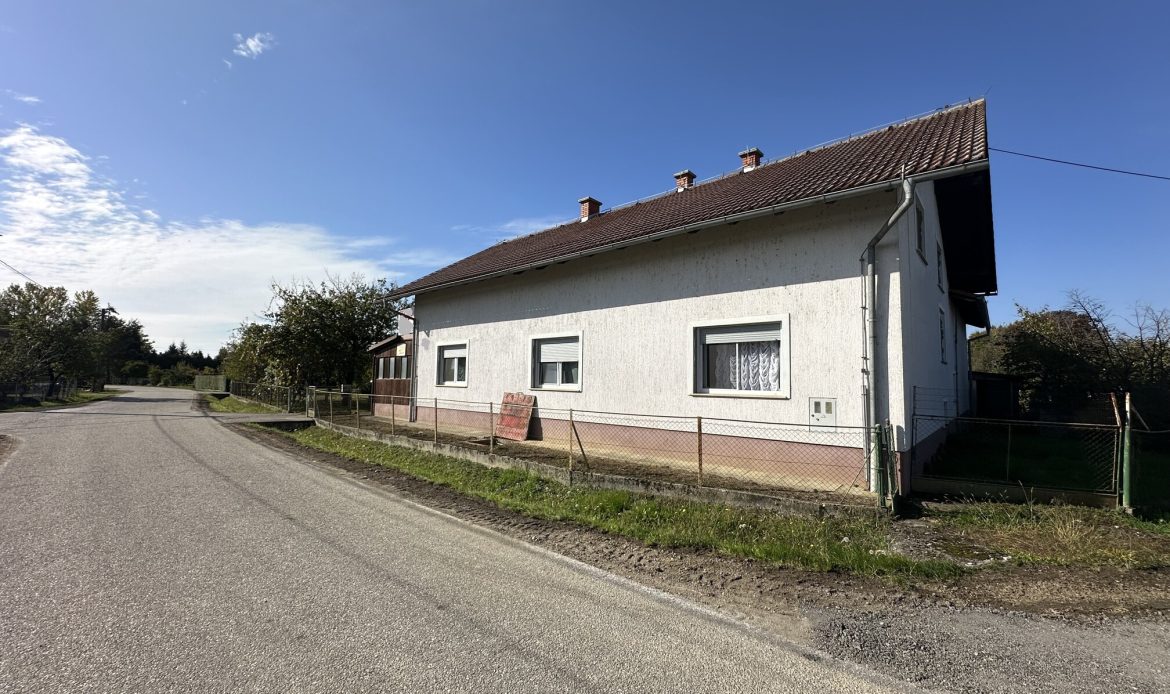 Spacious Family House with Unfinished Attic and Workshop near Lendava — For Sale